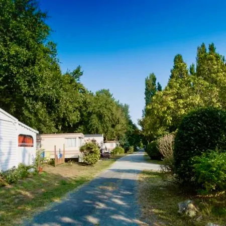 Quiet Mobile In A Family Jf383 Les Mathes